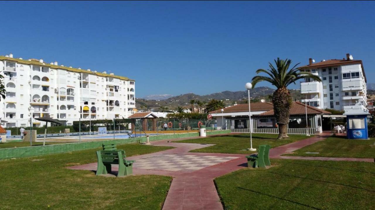 Apartamento Coral Beach Torrox Bagian luar foto